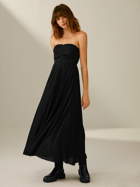 Sleeveless Fine Pleat Dress