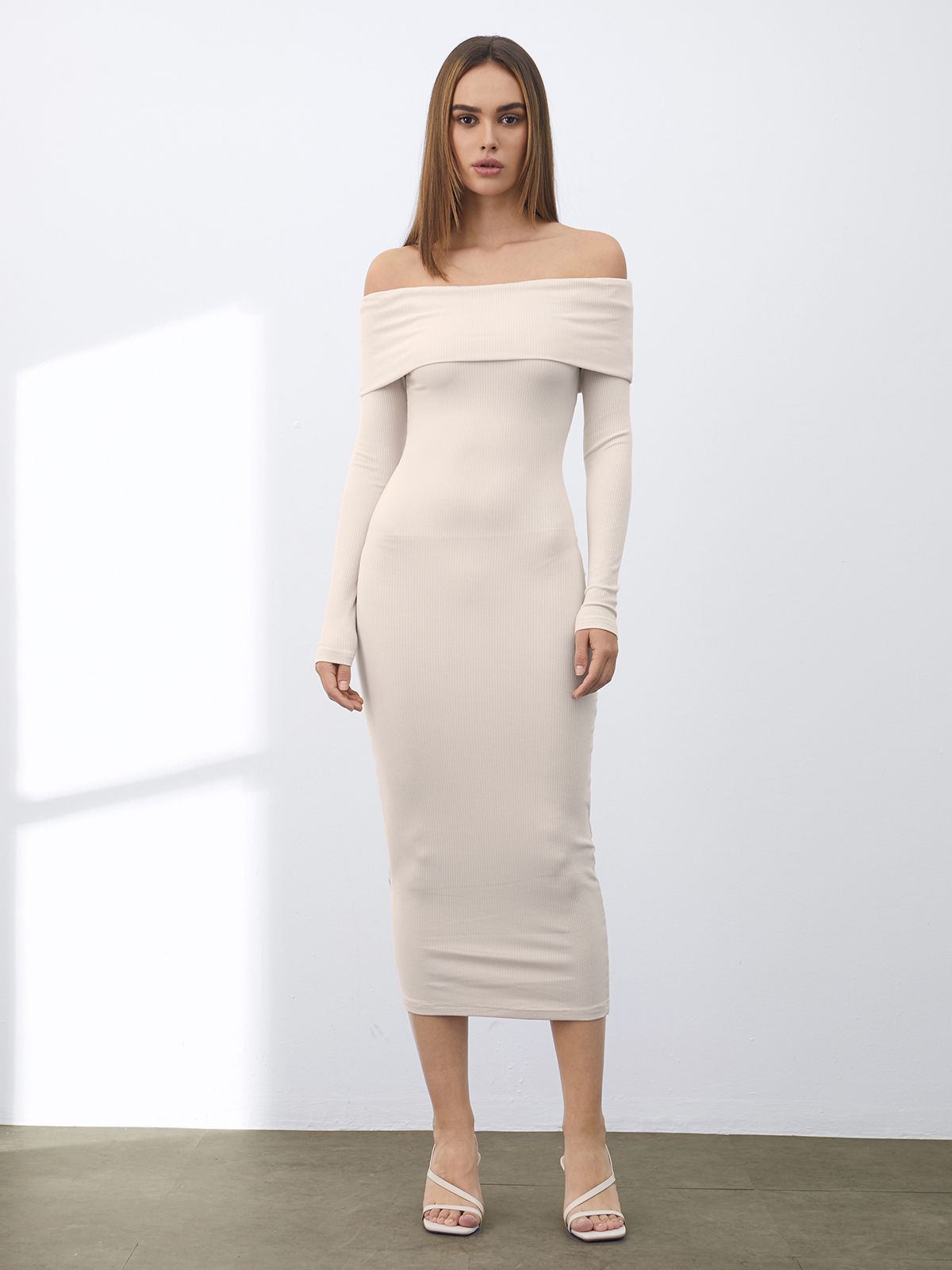 Essential Off the Shoulder Long Sleeve Bodycon Dress