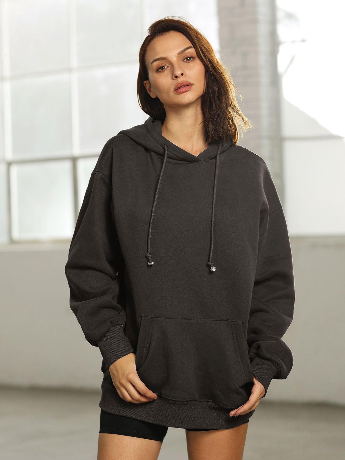 Street Essential - Oversized Classic Hoodie