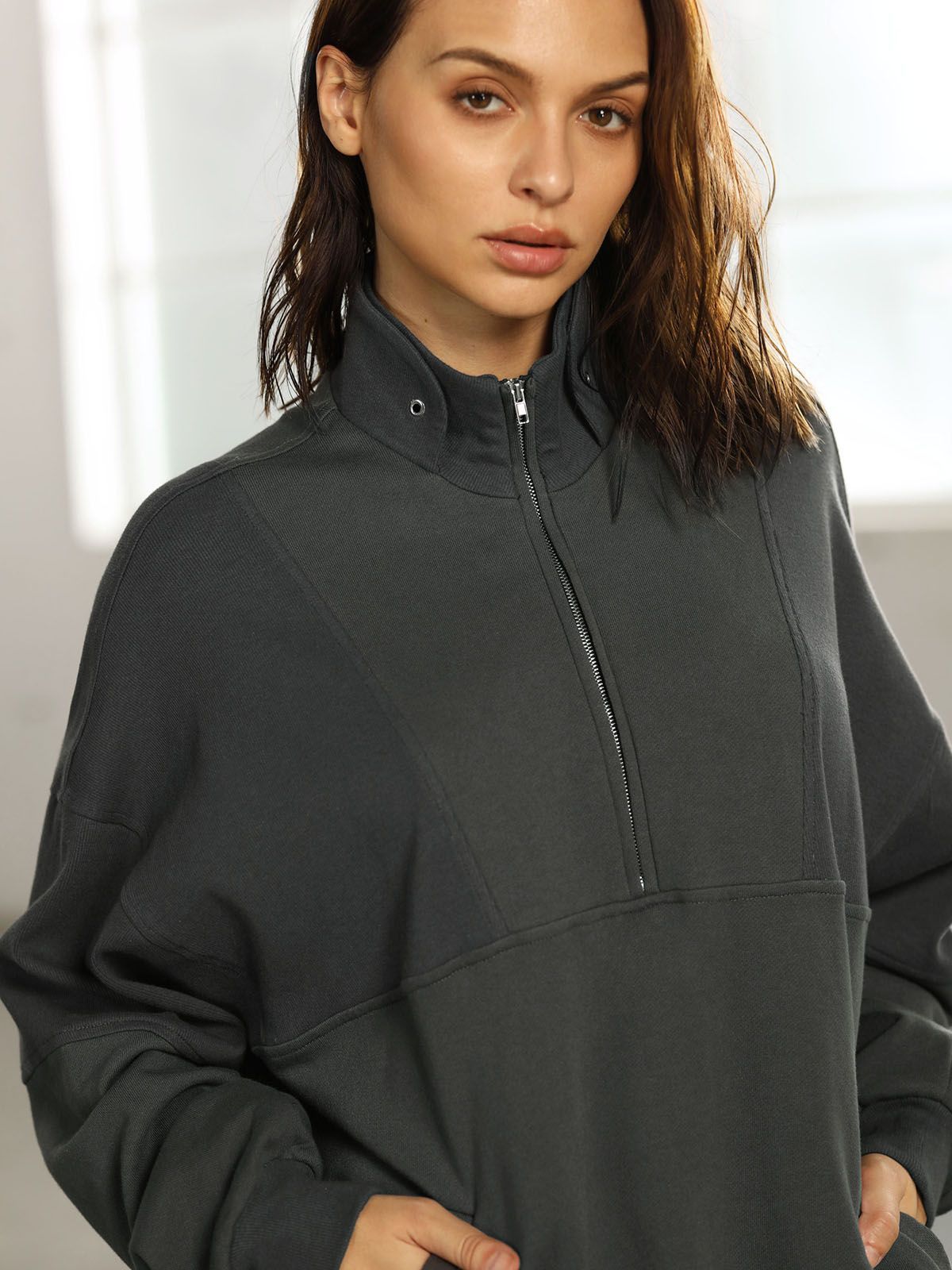 Street Essential - Oversized Quarter Zip with Piping