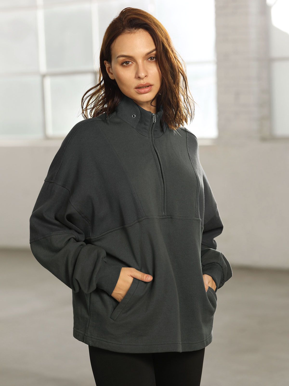 Street Essential - Oversized Quarter Zip with Piping