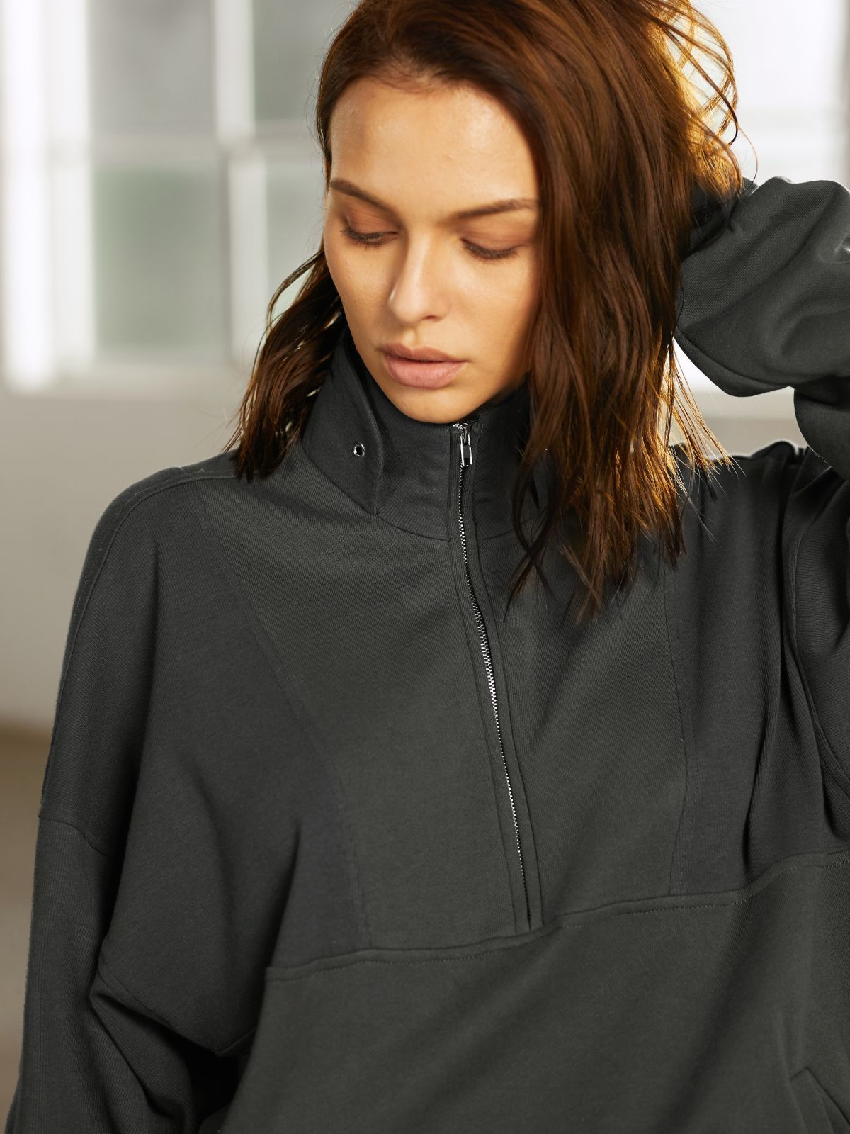 Street Essential - Oversized Quarter Zip with Piping