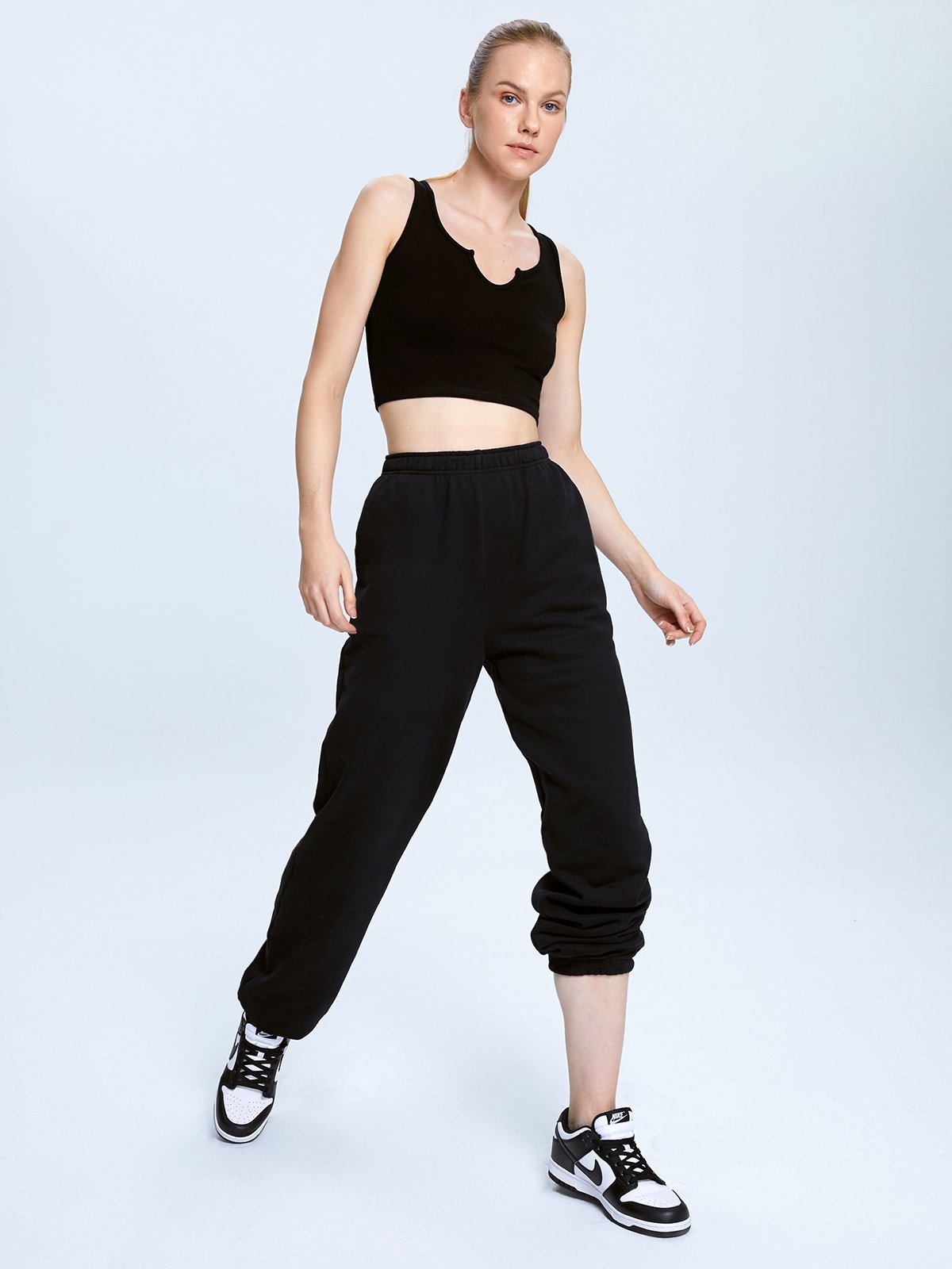 Cropped Open Keyhole Tank Top