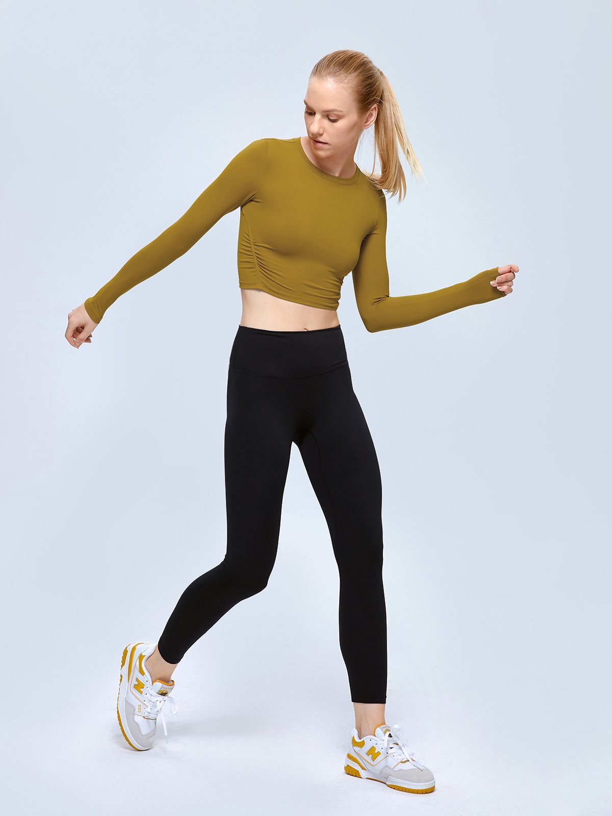 Cropped Ruched Sides Long Sleeve Top